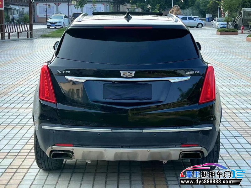 17年凯迪拉克XT5轿车抵押车出售