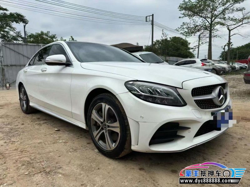 20年奔驰C轿车抵押车出售