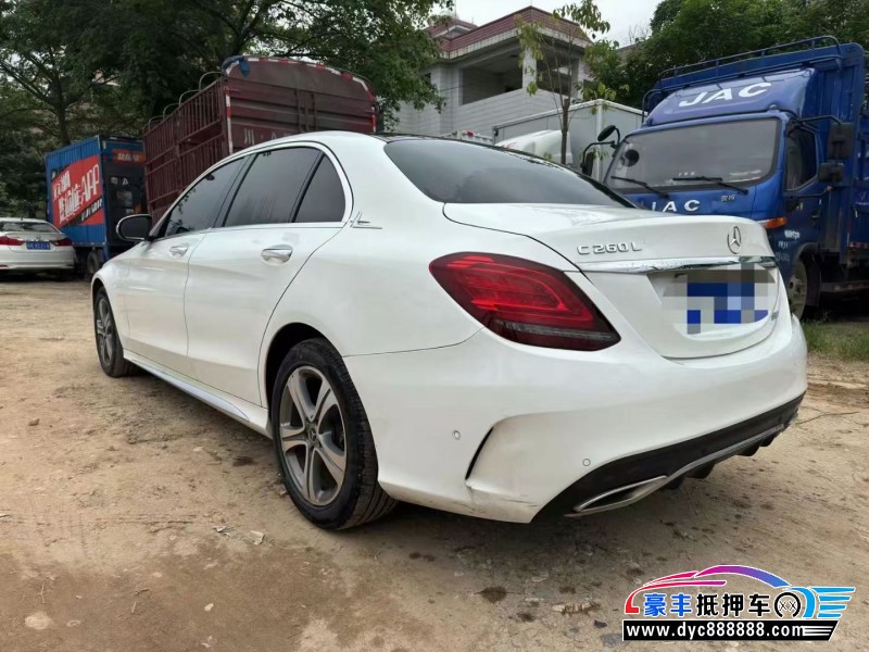 20年奔驰C轿车抵押车出售