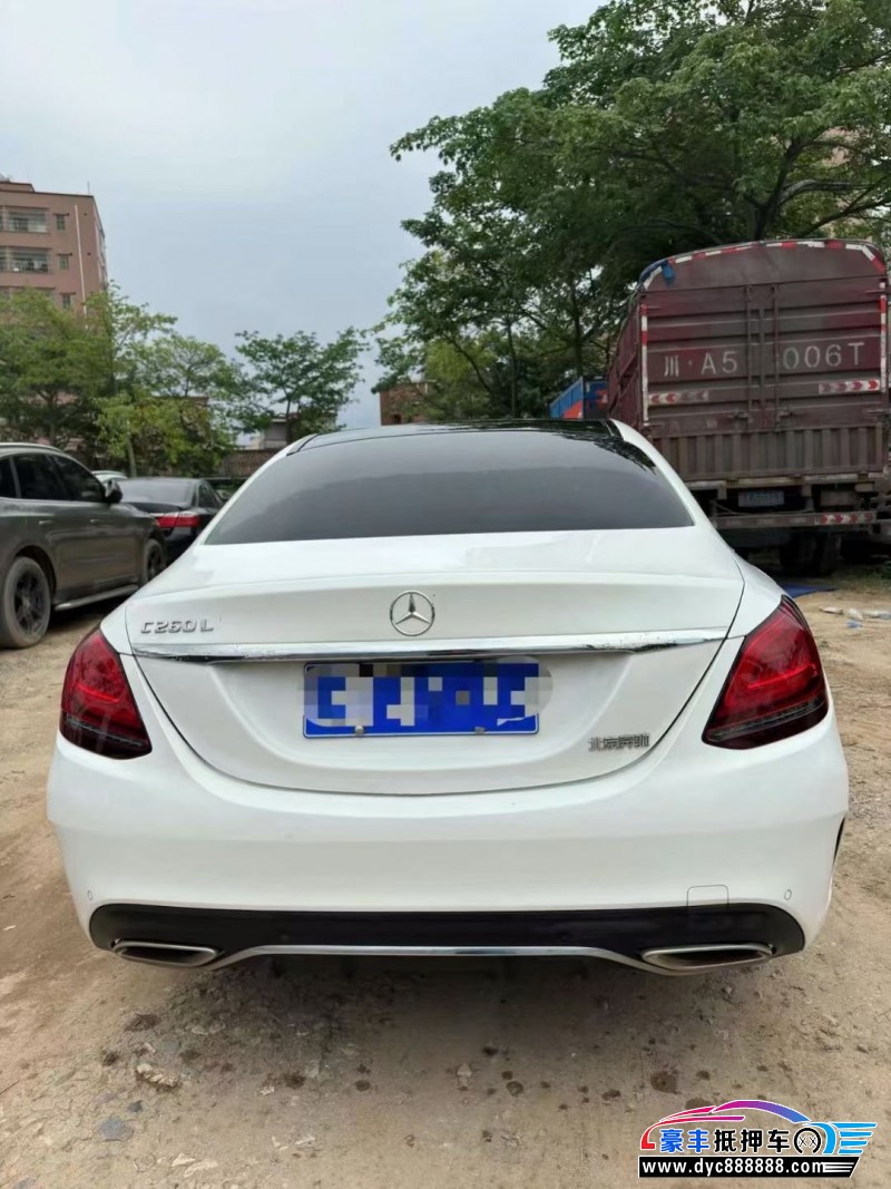 20年奔驰C轿车抵押车出售