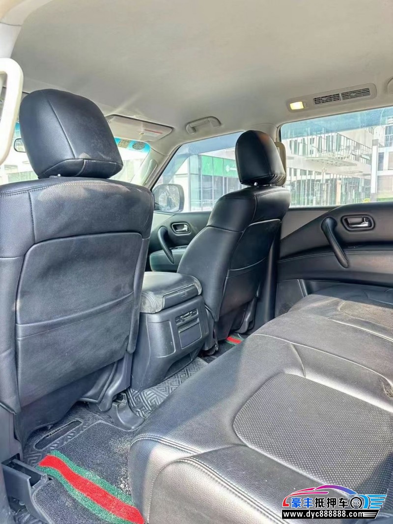 19年日产途乐轿车抵押车出售