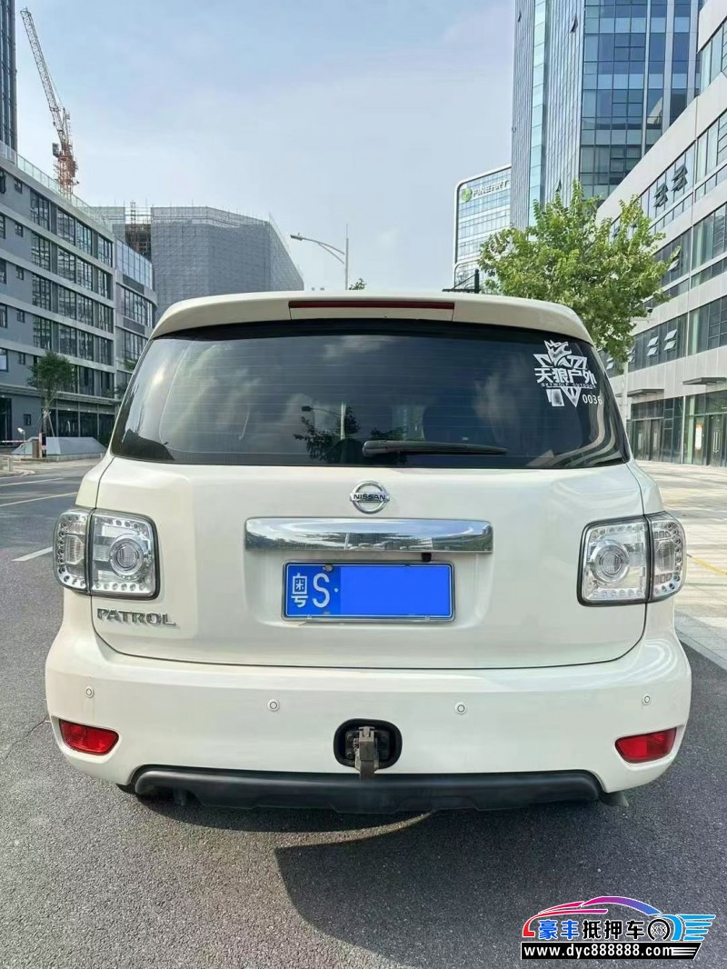 19年日产途乐轿车抵押车出售