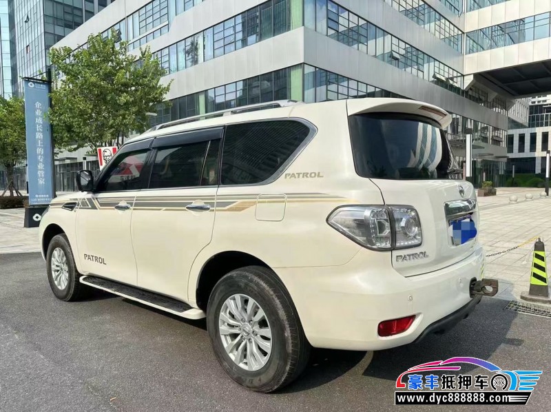 19年日产途乐轿车抵押车出售