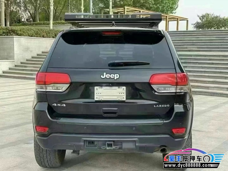 15年Jeep大切诺基轿车抵押车出售