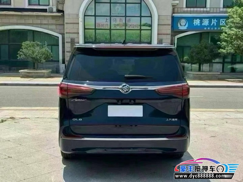 21年别克GL8轿车抵押车出售
