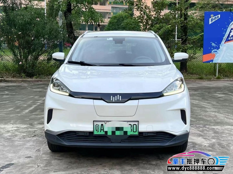 20年威马汽车ex5轿车抵押车出售