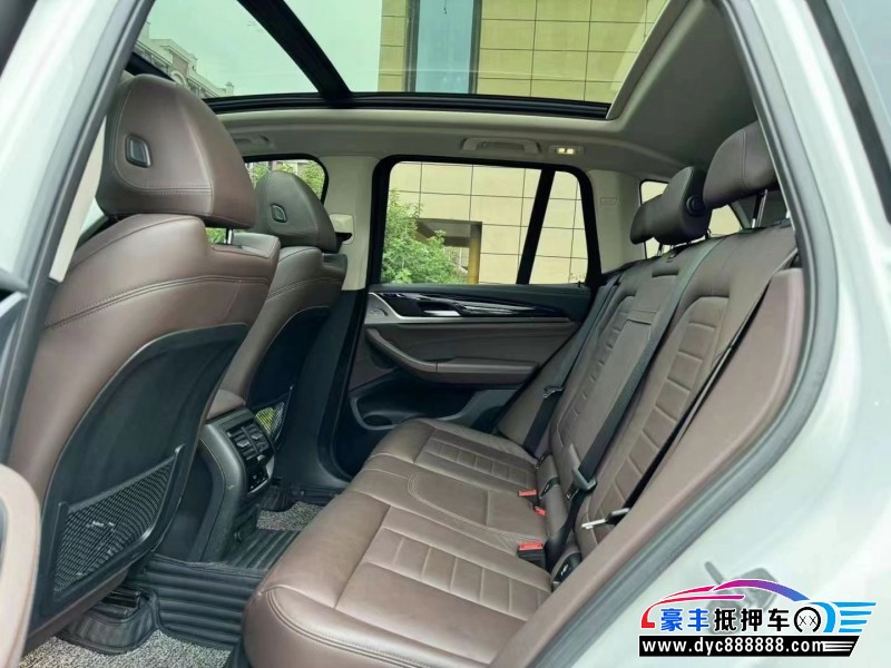 19年宝马X3轿车抵押车出售