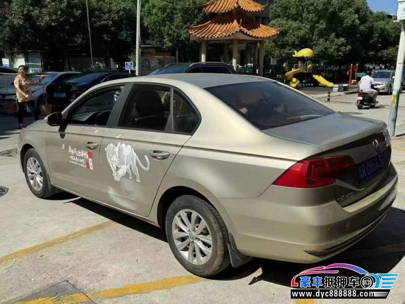 17年大众宝来轿车抵押车出售