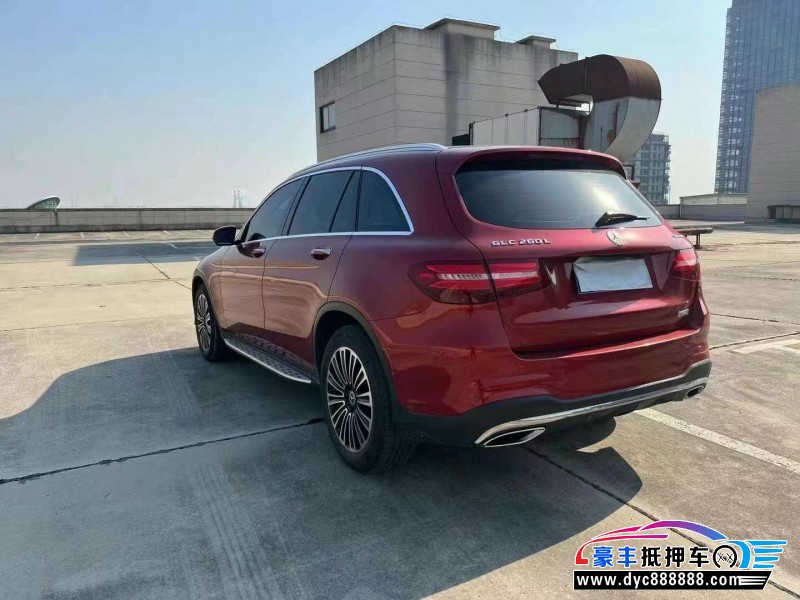 19年奔驰GLC轿车抵押车出售