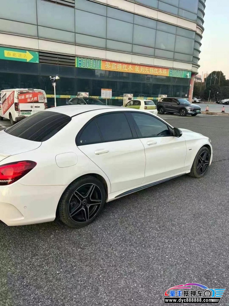 21年奔驰C轿车抵押车出售