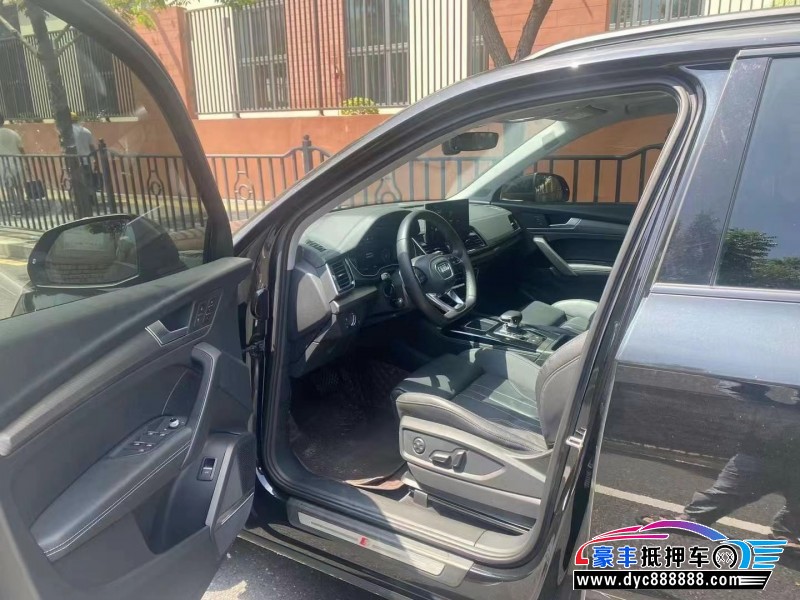 21年奥迪Q5轿车抵押车出售