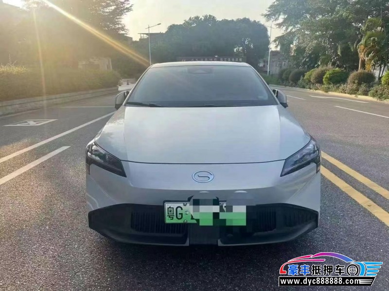 22年埃安Y80轿车抵押车出售