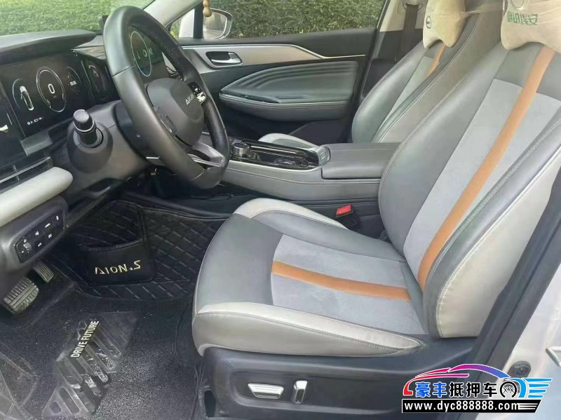22年埃安Y80轿车抵押车出售