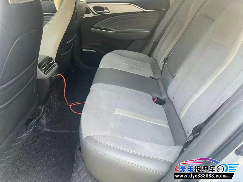 22年埃安Y80轿车抵押车出售