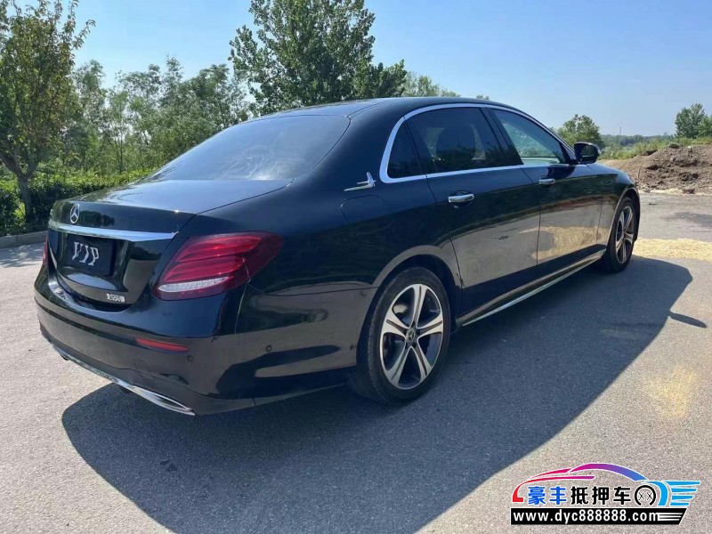 20年奔驰E轿车抵押车出售