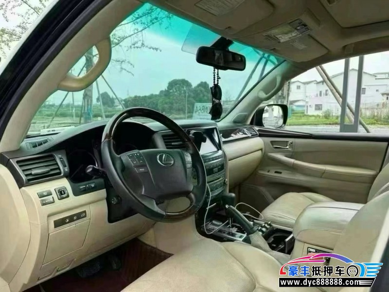 10年雷克萨斯LX轿车抵押车出售