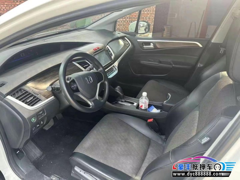 18年本田杰德轿车抵押车出售