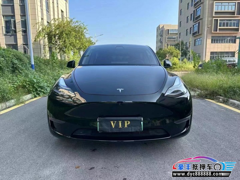 抵押车出售21年特斯拉Model Y轿车