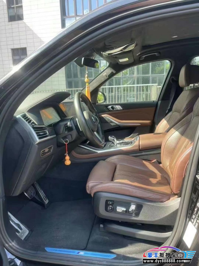 20年宝马X7轿车抵押车出售