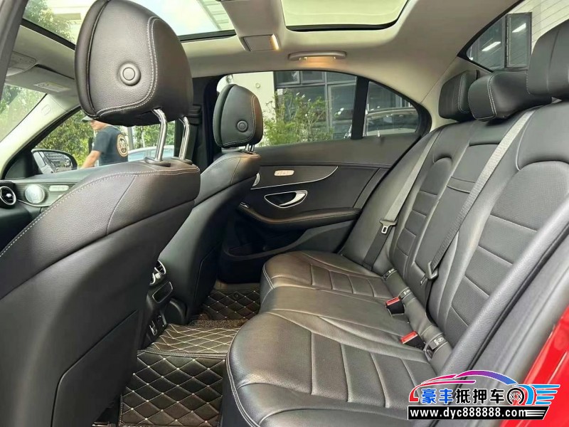 21年奔驰C轿车抵押车出售