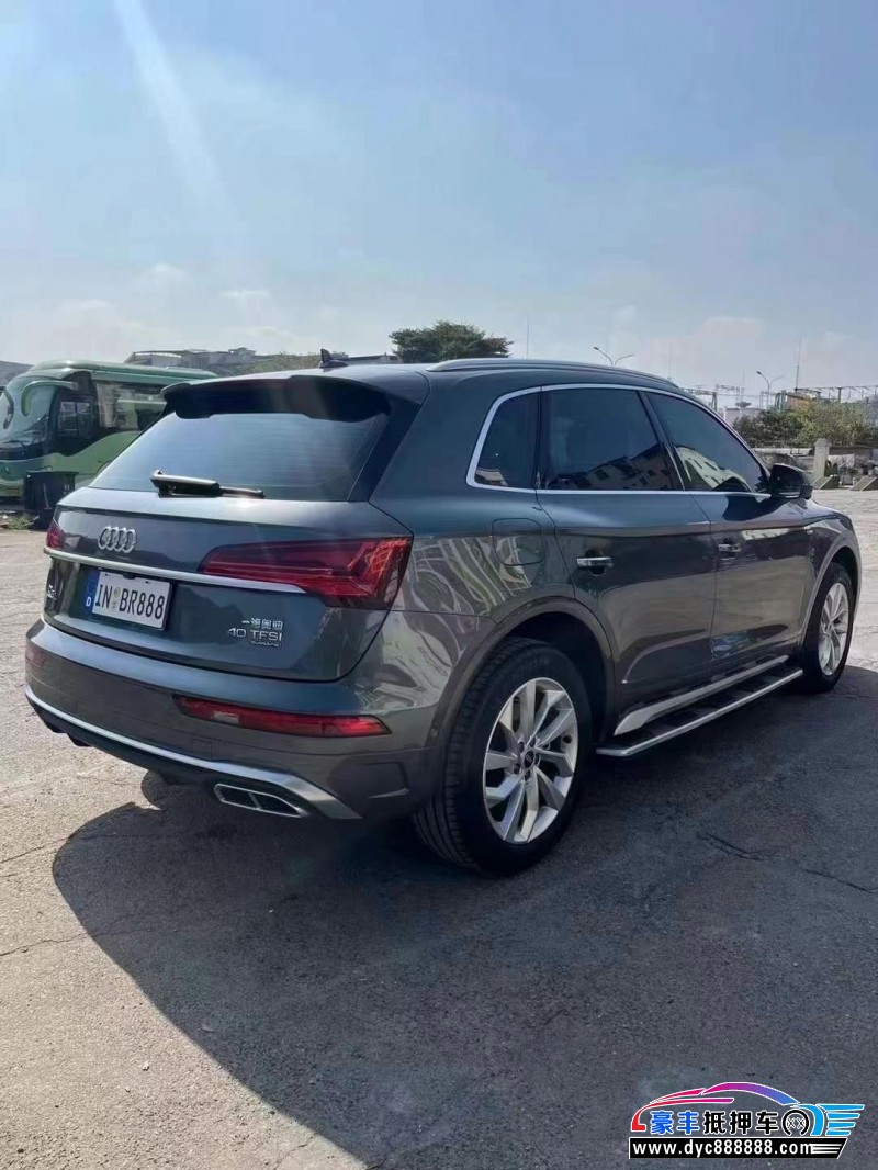23年奥迪Q5轿车抵押车出售