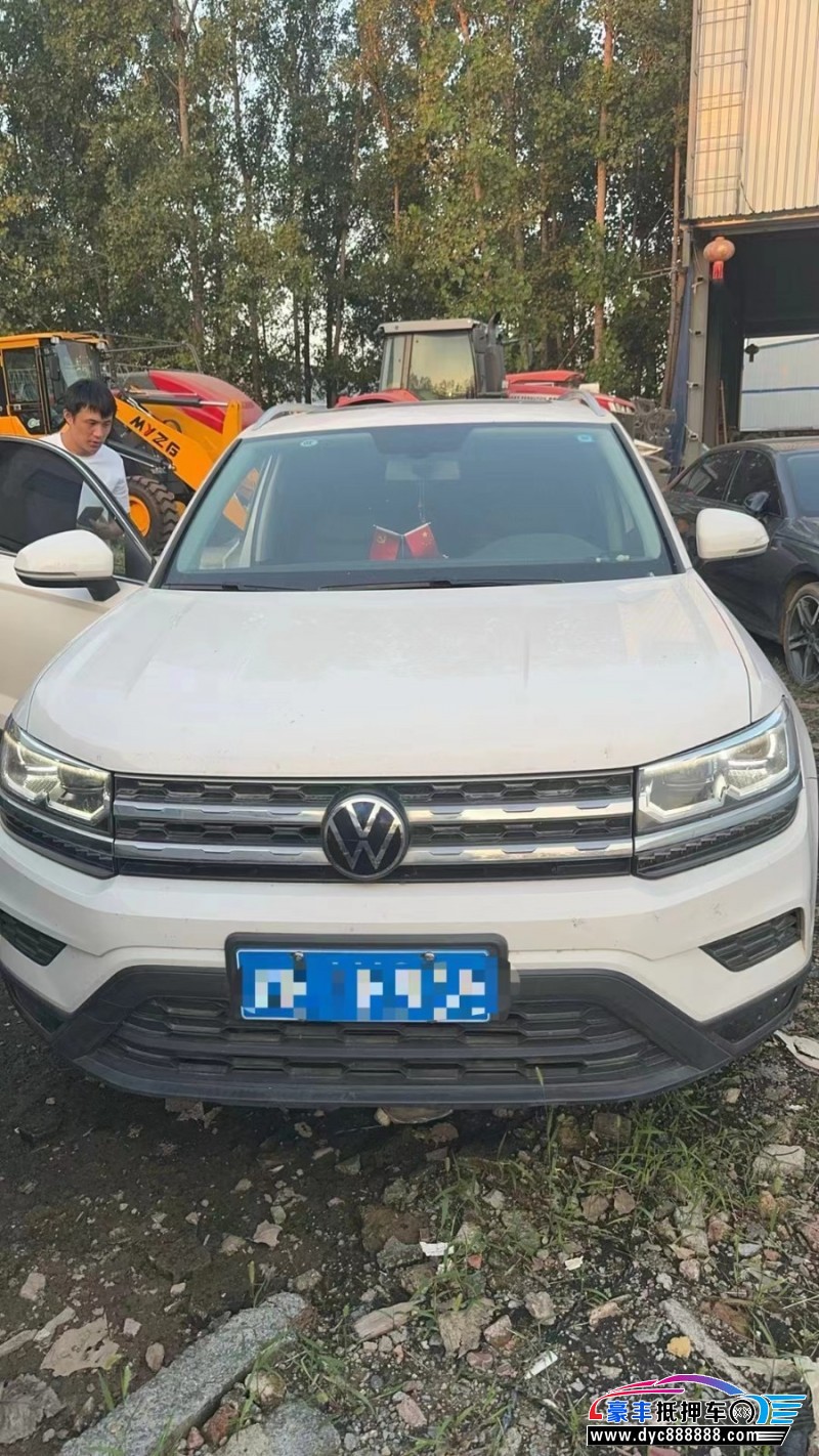 22年大众途岳轿车抵押车出售