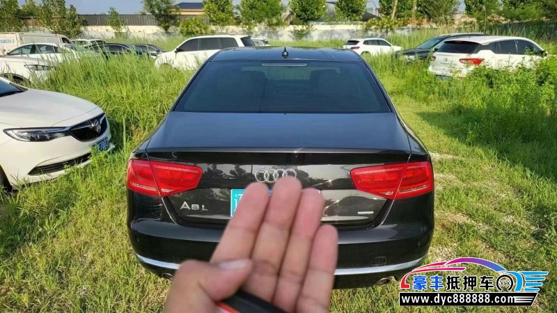 11年奥迪A8L轿车抵押车出售