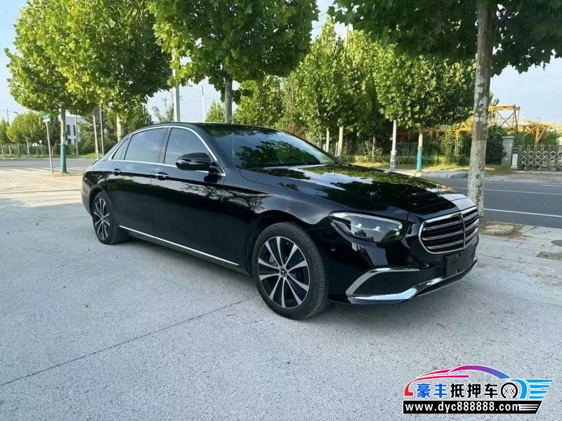 23年奔驰E轿车抵押车出售