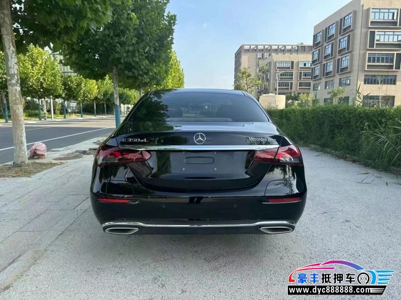 23年奔驰E轿车抵押车出售