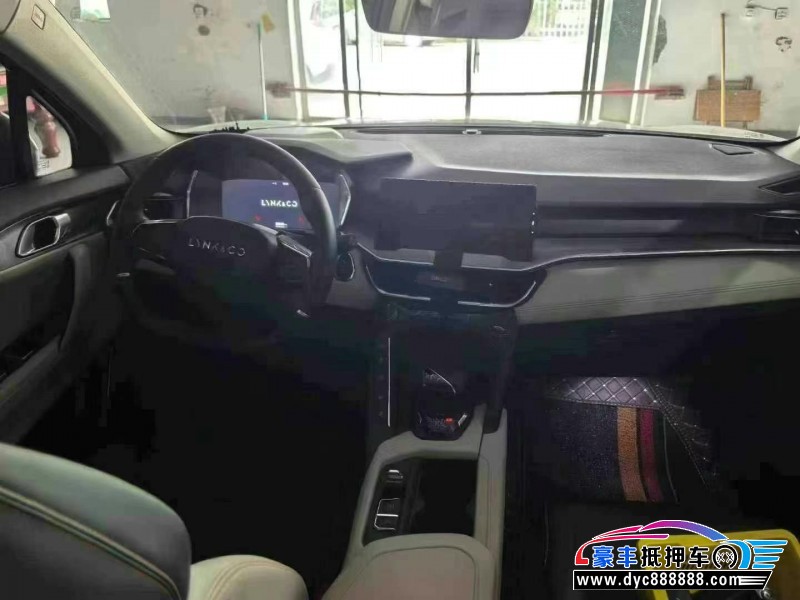 21年领克06轿车抵押车出售