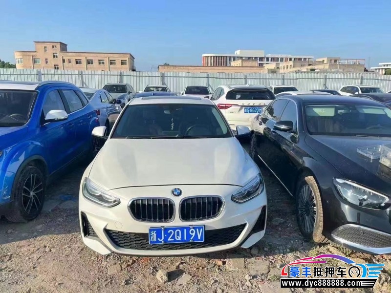19年宝马1系轿车抵押车出售