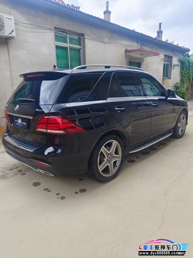 18年奔驰GLE轿车抵押车出售