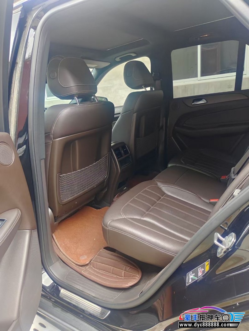 18年奔驰GLE轿车抵押车出售