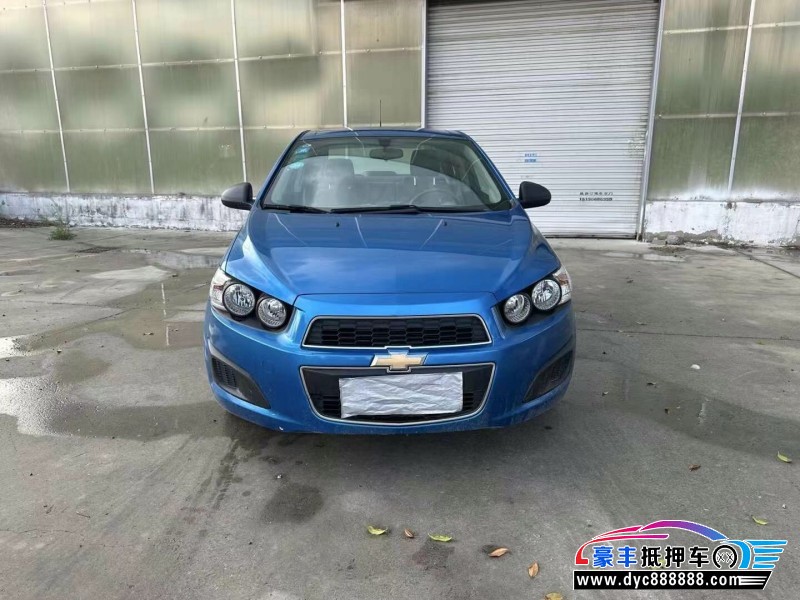 13年雪佛兰爱唯欧轿车抵押车出售