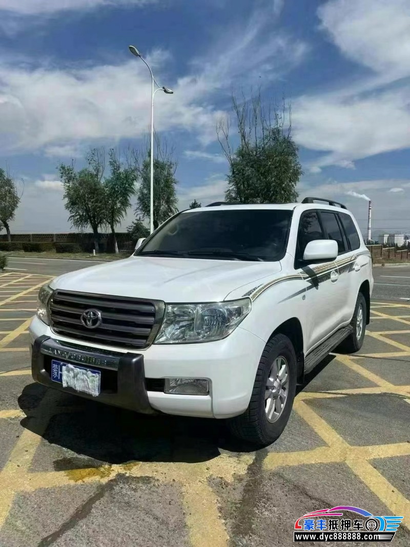 12年丰田兰德酷路泽（陆巡）轿车抵押车出售