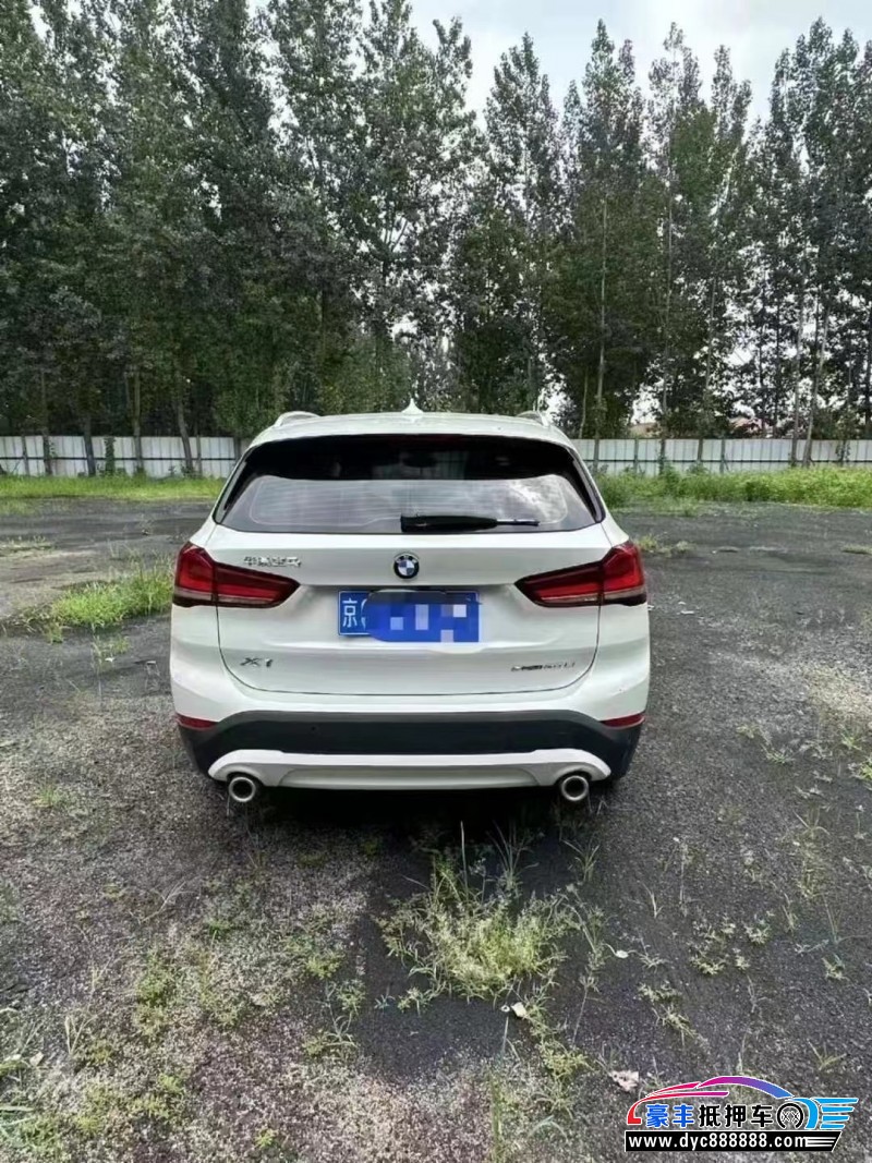 21年宝马X1轿车抵押车出售