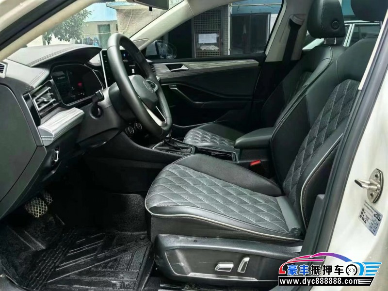 23年大众速腾轿车抵押车出售