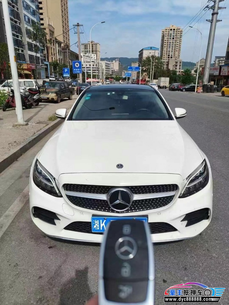 20年奔驰C轿车抵押车出售