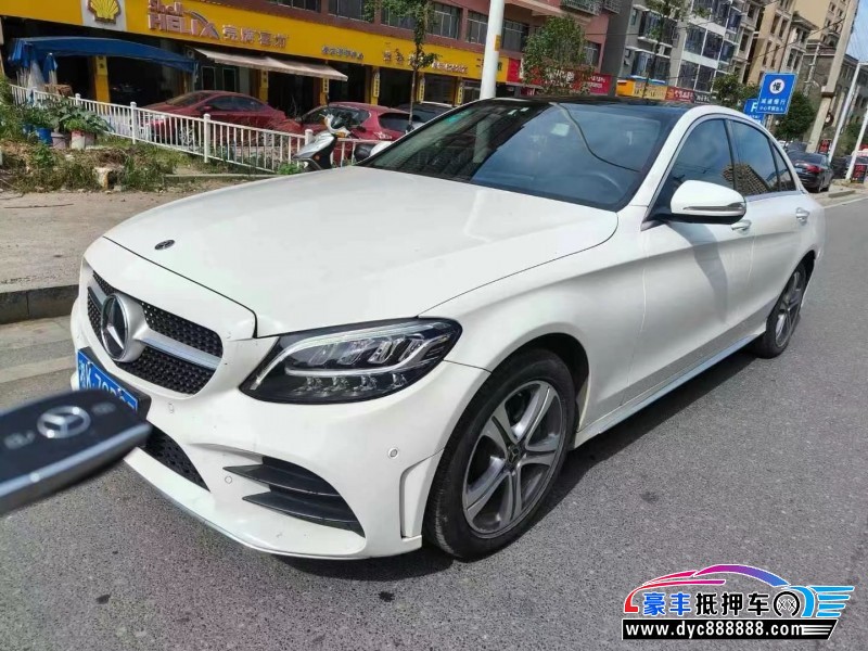 20年奔驰C轿车抵押车出售