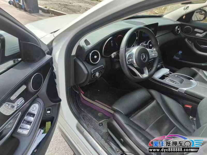 20年奔驰C轿车抵押车出售