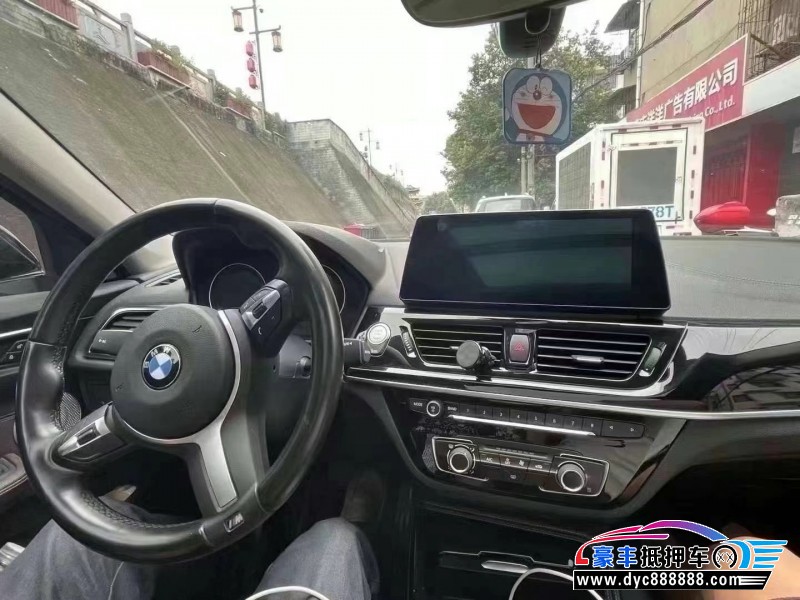 22年宝马1系轿车抵押车出售