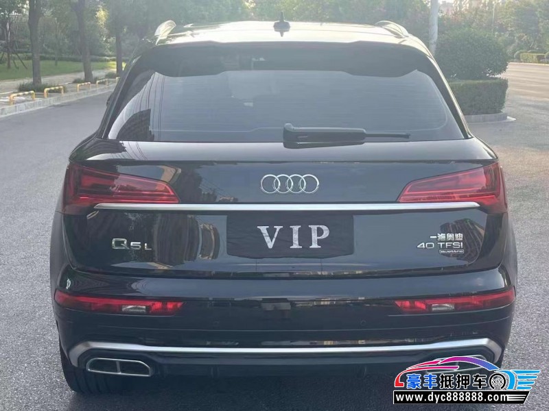 22年奥迪Q5轿车抵押车出售