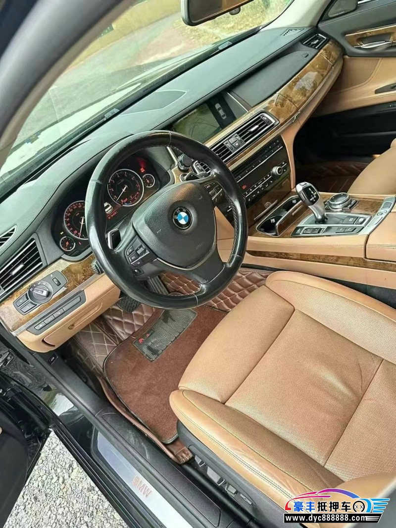 14年宝马7系轿车抵押车出售