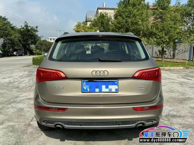 10年奥迪Q5轿车抵押车出售