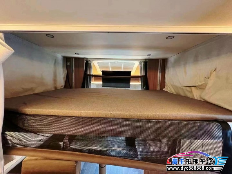 21年依维柯欧盛轿车抵押车出售