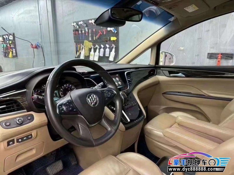 18年别克GL8轿车抵押车出售