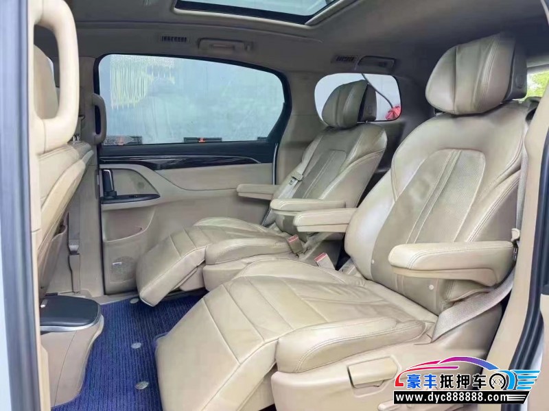 18年别克GL8轿车抵押车出售