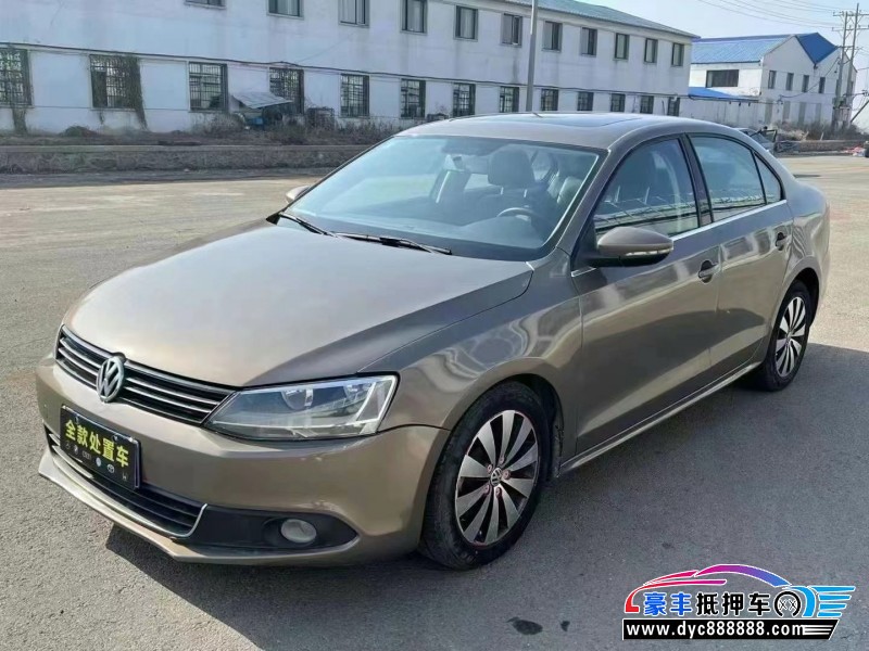 14年大众速腾轿车抵押车出售