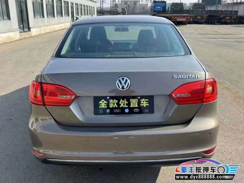 14年大众速腾轿车抵押车出售