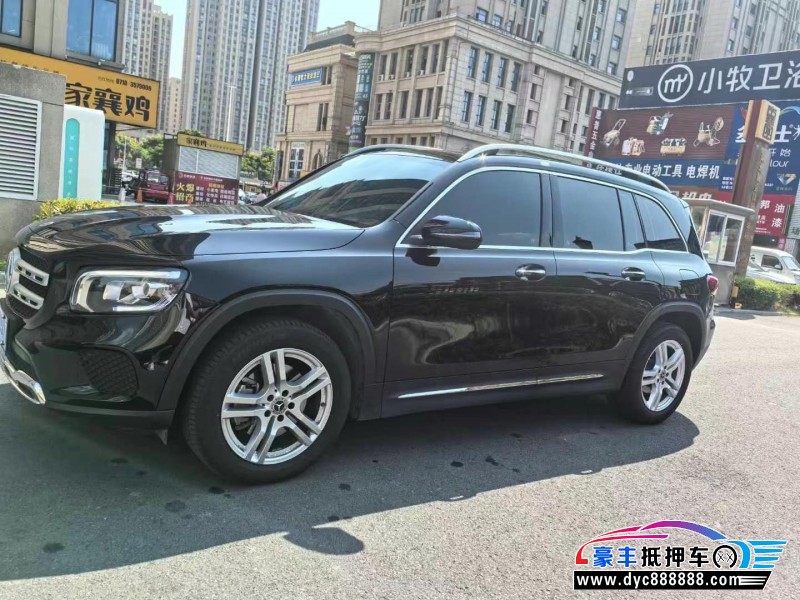 23年奔驰GLB轿车抵押车出售